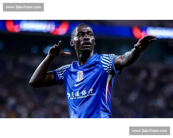 申花夏窗锁定葡超锋霸恩拉沃 重伤潮下调整外援补强锋线 申花夏窗锁定葡超锋霸恩拉沃 重伤潮下调整外援补强锋线