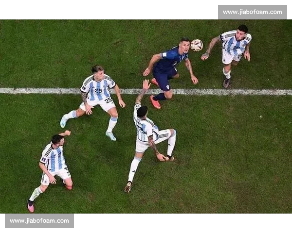 荷兰对阵阿根廷点球鏖战比分三比四引爆世界杯焦点夜上演史诗对决